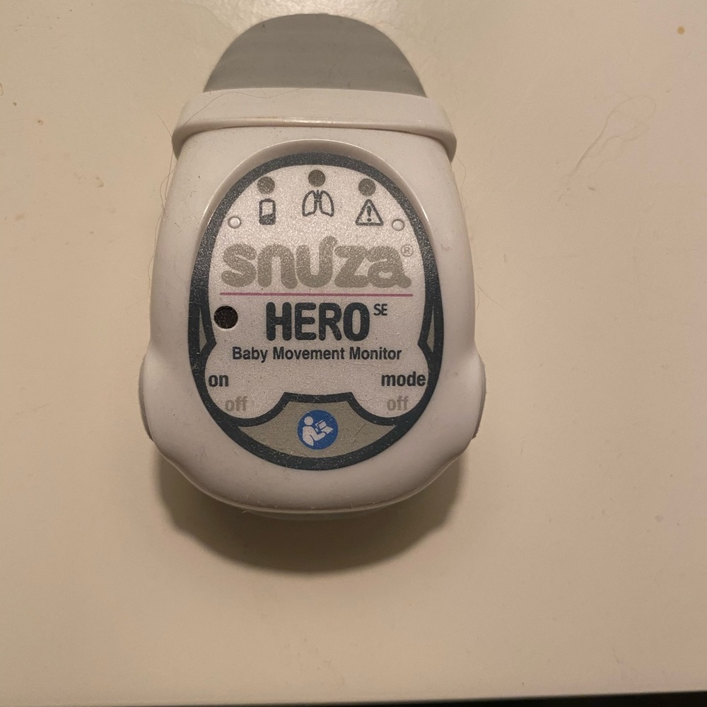 Snuza hero baby breathing monitor